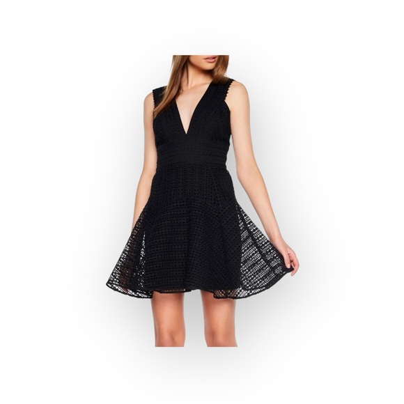 new Bardot ♥︎ Fit & Flare Lace Mini Cocktail Dress ♥︎ Black Tie Red Carpet ♥︎ M - Picture 2 of 16